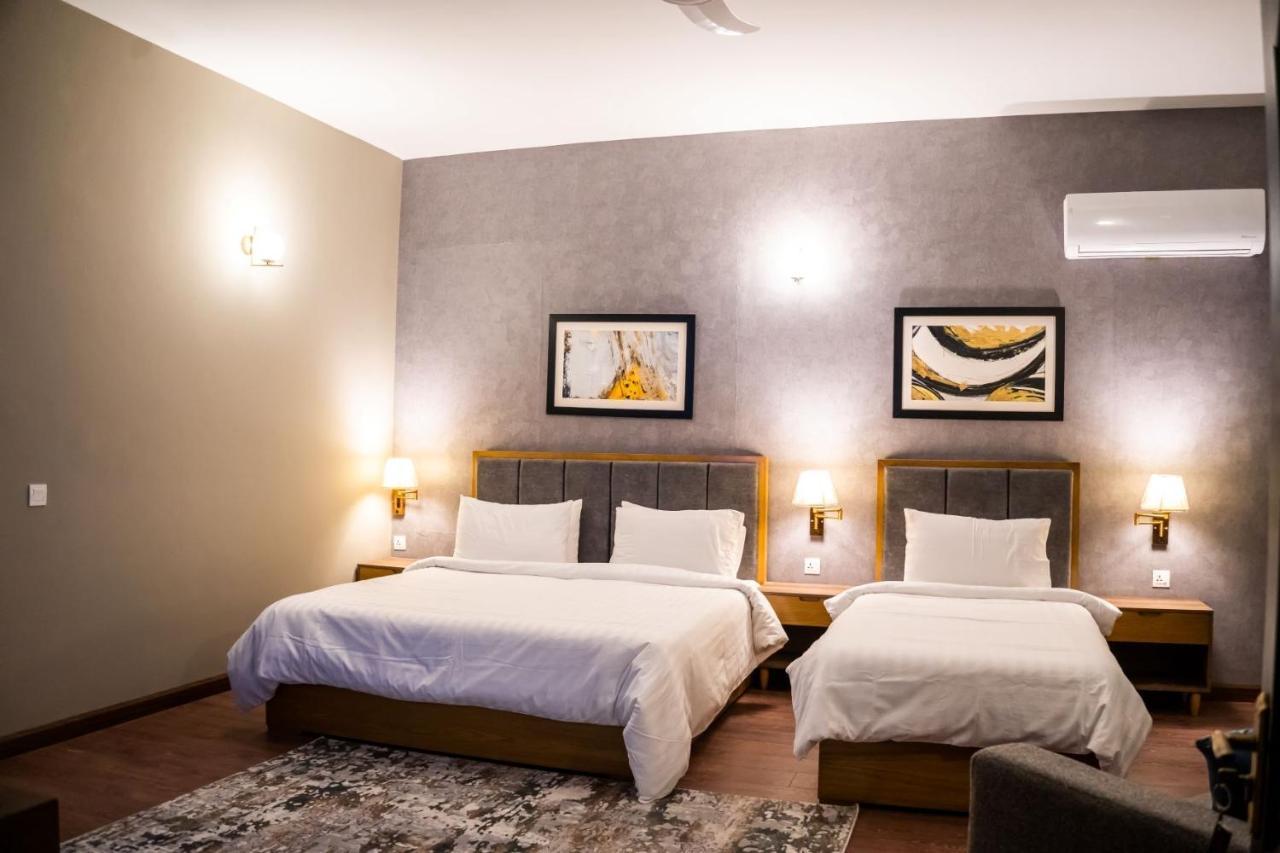 Hillside Residence E-7 By Paramount Hospitality Islamabad Esterno foto